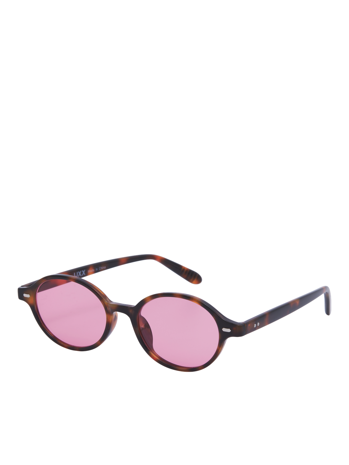 pack_shot-front_angled